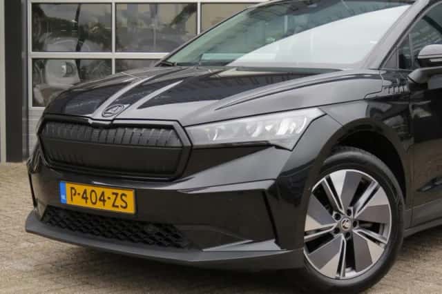 Škoda Enyaq (2022) thumbnail 4