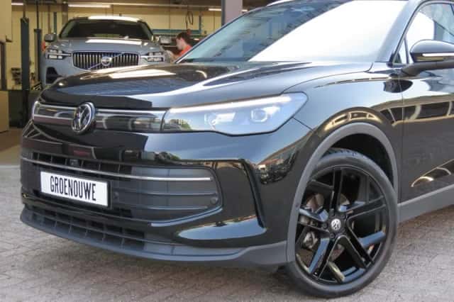 Volkswagen Tiguan (2025) thumbnail 6