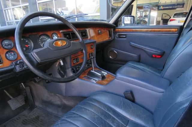 Jaguar XJ (1986) thumbnail 5