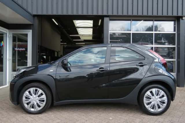 Toyota Aygo X (2023) thumbnail 3