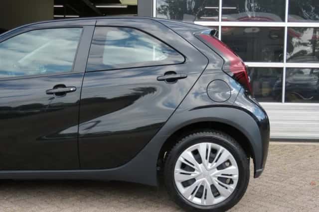 Toyota Aygo X (2023) thumbnail 5