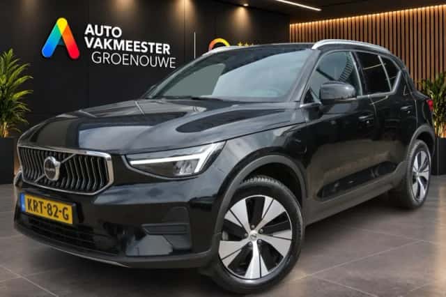 Volvo XC40 (2023) thumbnail 1