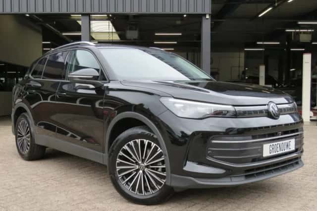 Volkswagen Tiguan (2025) thumbnail 6