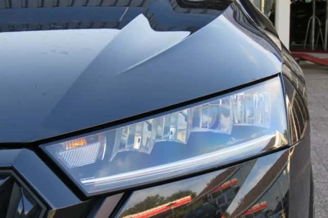 Škoda Octavia (2021) thumbnail 6