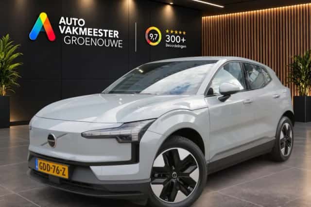 Volvo EX30 (2024) thumbnail 1