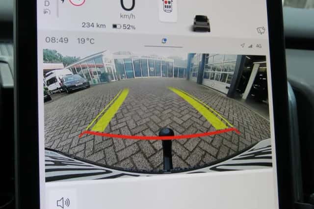 Volvo EX30 (2024) thumbnail 4
