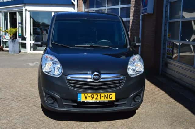 Opel Combo (2018) thumbnail 4