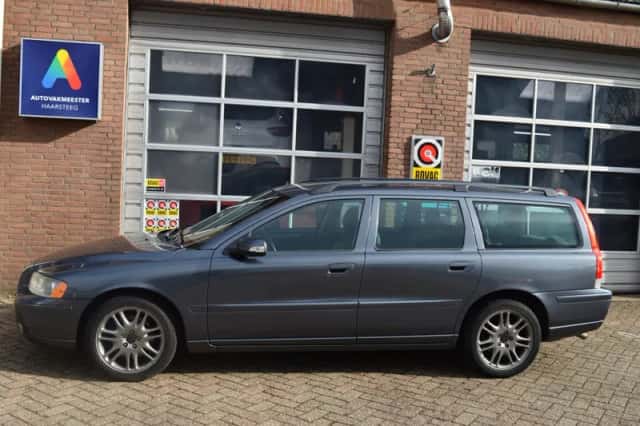 Volvo V70 (2007) thumbnail 2