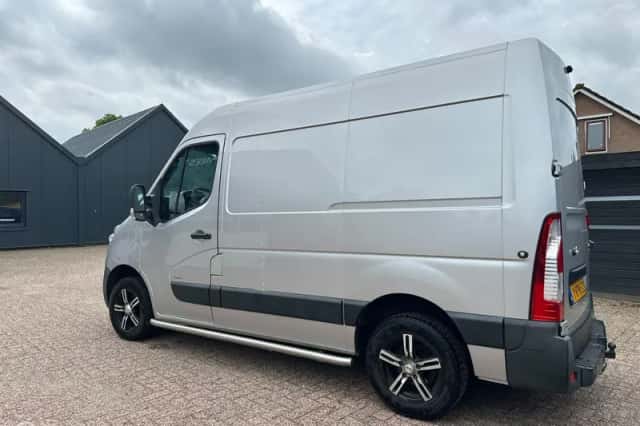 Opel Movano (2011) thumbnail 5