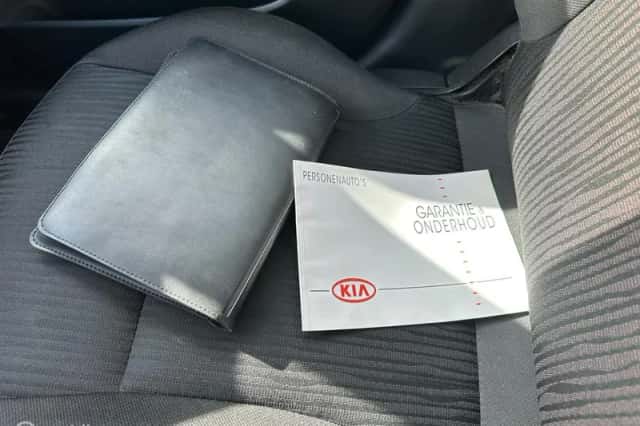 Kia Picanto (2010) thumbnail 6