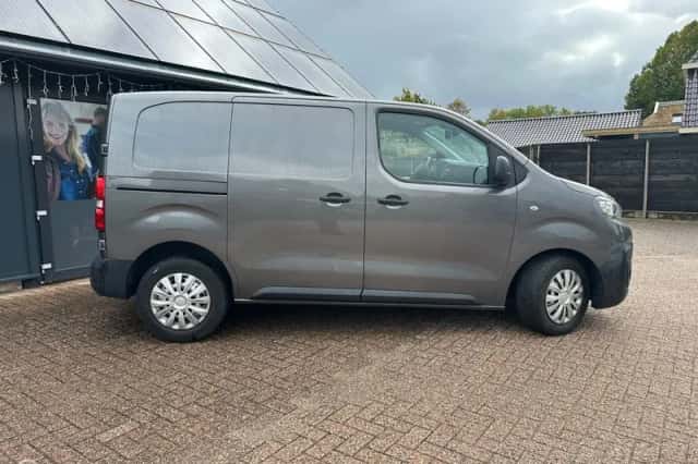 Peugeot Expert (2018) thumbnail 2