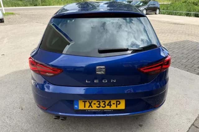 SEAT Leon (2018) thumbnail 6