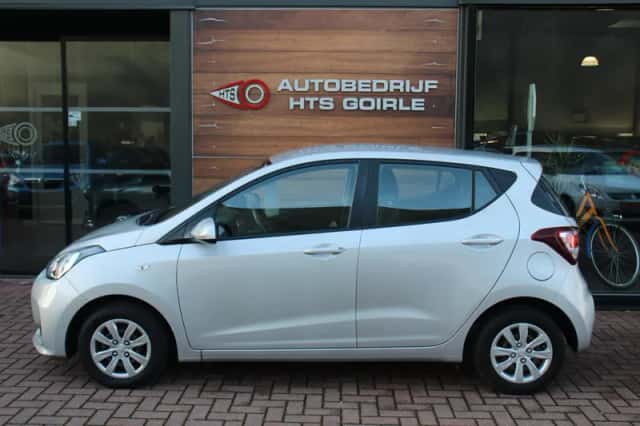 Hyundai i10 (2019) thumbnail 2