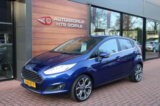 Ford Fiesta (2016) thumbnail 1