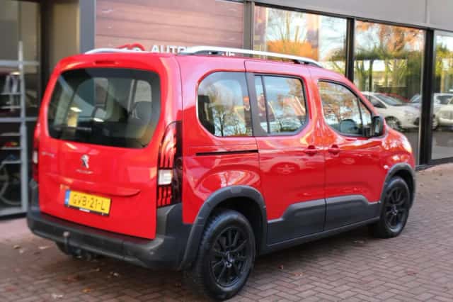 Peugeot Rifter (2019) thumbnail 4