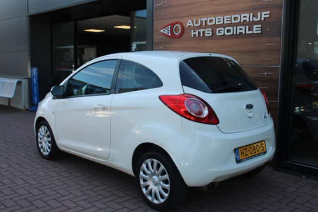 Ford Ka (2012) thumbnail 3