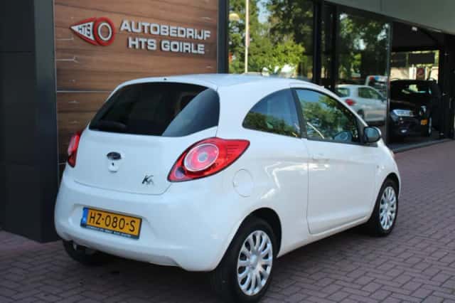 Ford Ka (2012) thumbnail 4