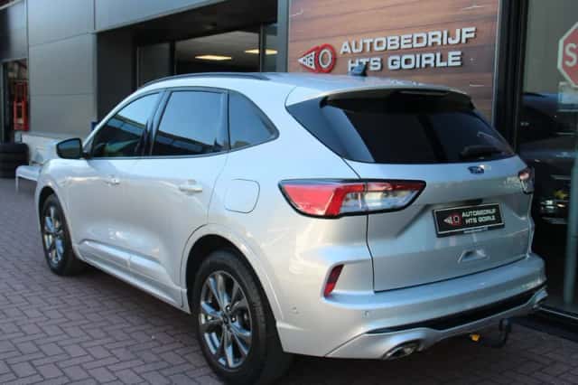 Ford Kuga (2020) thumbnail 4