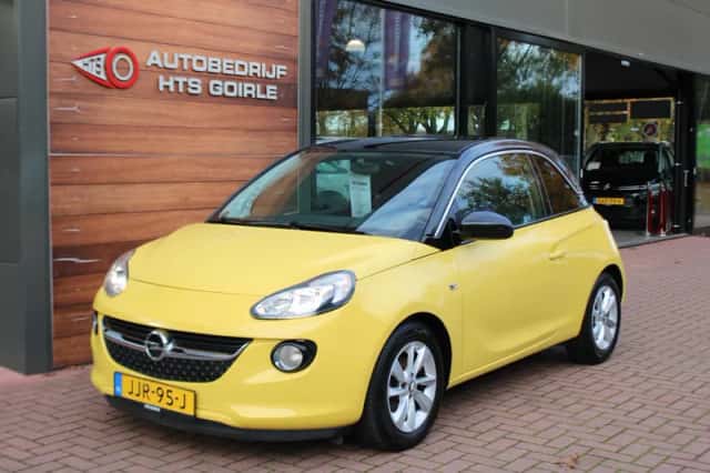 Opel Adam (2015) thumbnail 1