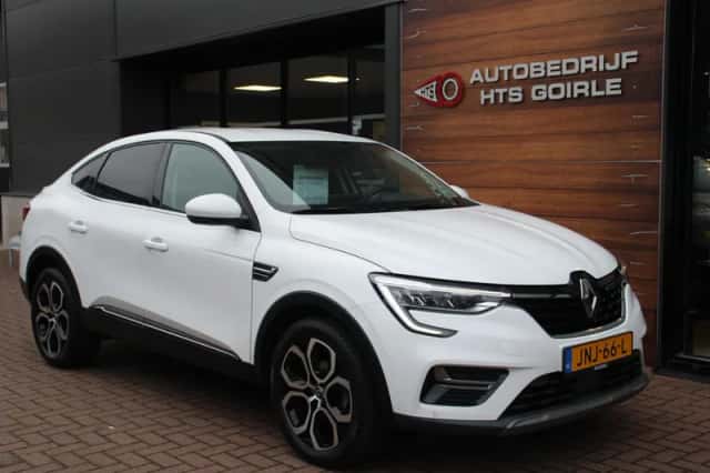 Renault Arkana (2022) thumbnail 6