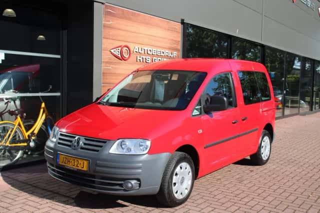 Volkswagen Caddy (2009) thumbnail 1