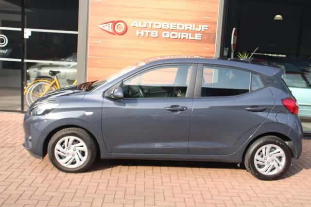 Hyundai i10 (2025) thumbnail 3