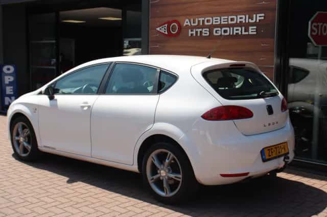 SEAT Leon (2009) thumbnail 4