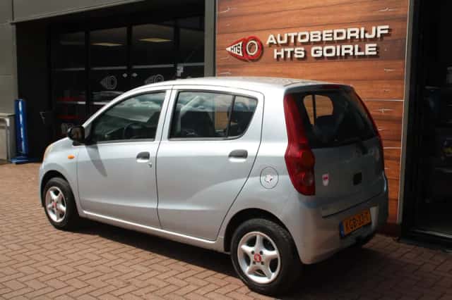 Daihatsu Cuore (2008) thumbnail 4