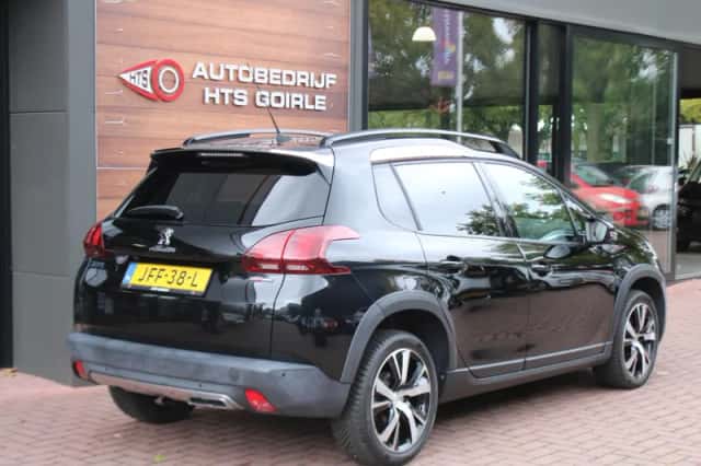 Peugeot 2008 (2019) thumbnail 4