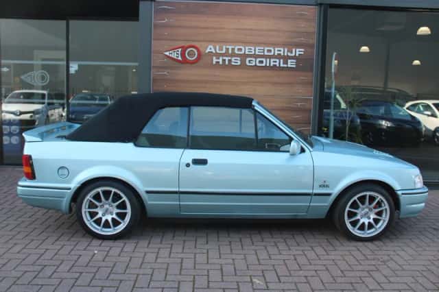 Ford Escort (1991) thumbnail 5