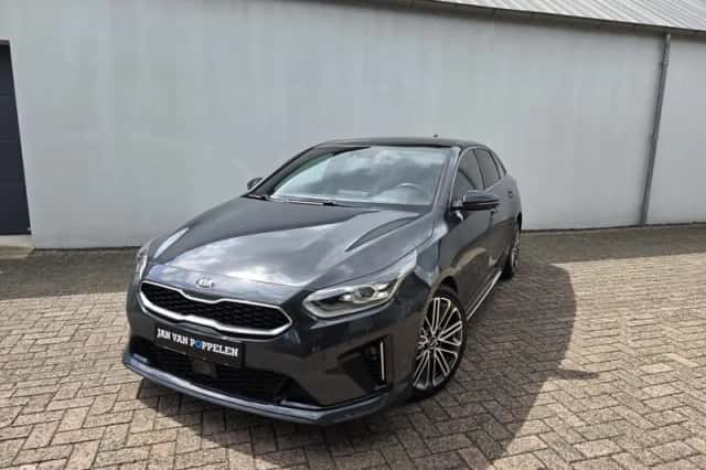 Kia ProCeed (2021) thumbnail 1