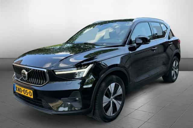 Volvo XC40 (2023) thumbnail 1