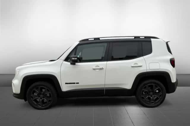 Jeep Renegade (2021) thumbnail 2