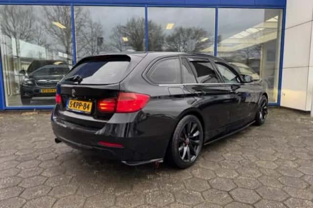 BMW 3-Serie (2013) thumbnail 4