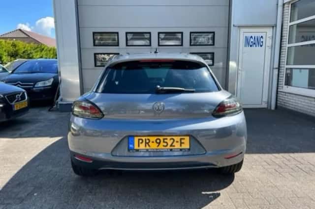 Volkswagen Scirocco (2009) thumbnail 4