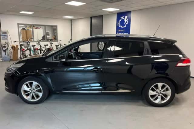 Renault Clio (2017) thumbnail 4