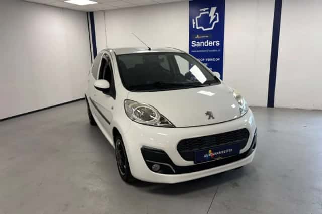 Peugeot 107 (2013) thumbnail 3