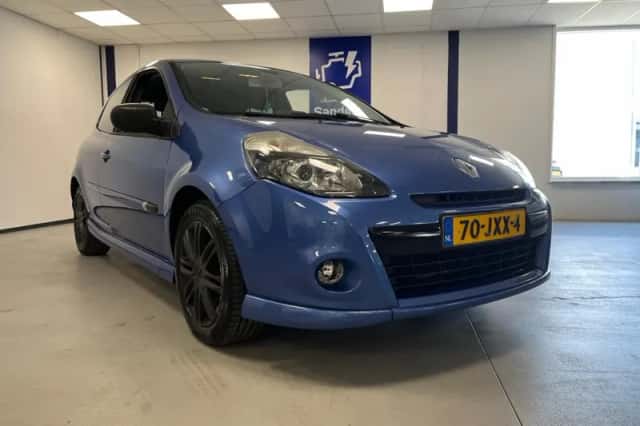 Renault Clio (2009) thumbnail 2