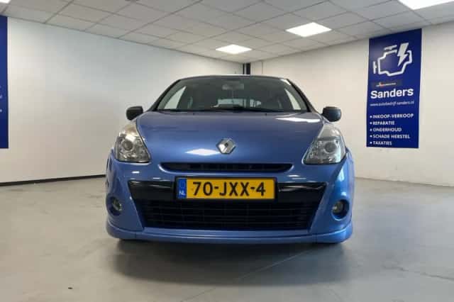 Renault Clio (2009) thumbnail 3