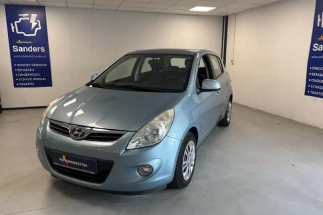 Hyundai i20 (2012) thumbnail 1