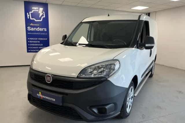 Fiat Doblò Cargo (2017) thumbnail 1