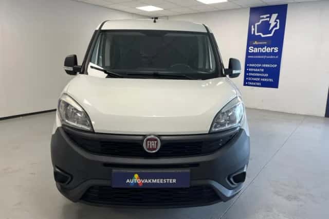 Fiat Doblò Cargo (2017) thumbnail 2
