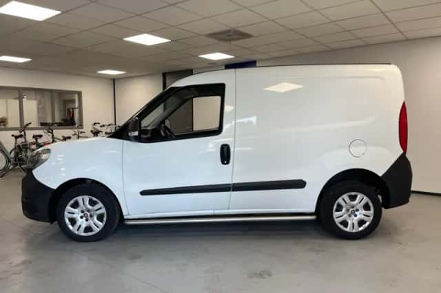 Fiat Doblò Cargo (2017) thumbnail 4