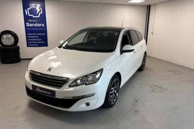 Peugeot 308 (2015) thumbnail 1