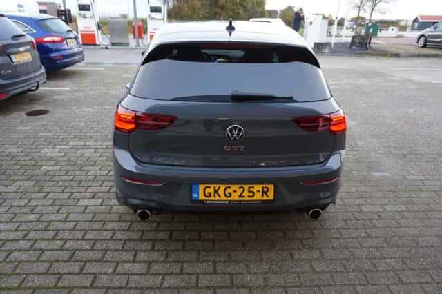 Volkswagen Golf (2023) thumbnail 5