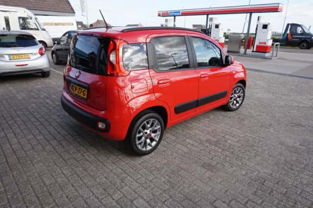 Fiat Panda (2020) thumbnail 5