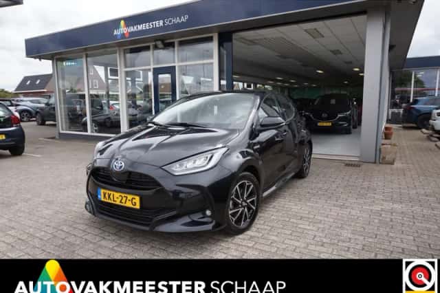 Toyota Yaris (2020) thumbnail 1