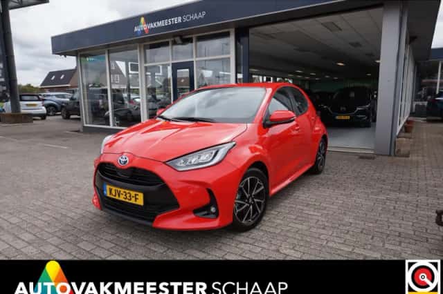 Toyota Yaris (2022) thumbnail 1