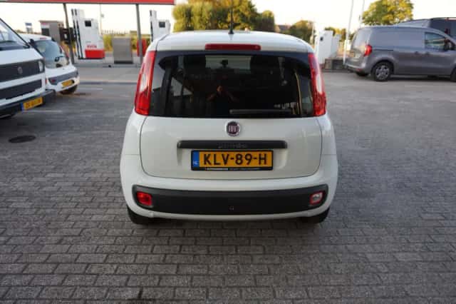 Fiat Panda (2018) thumbnail 6