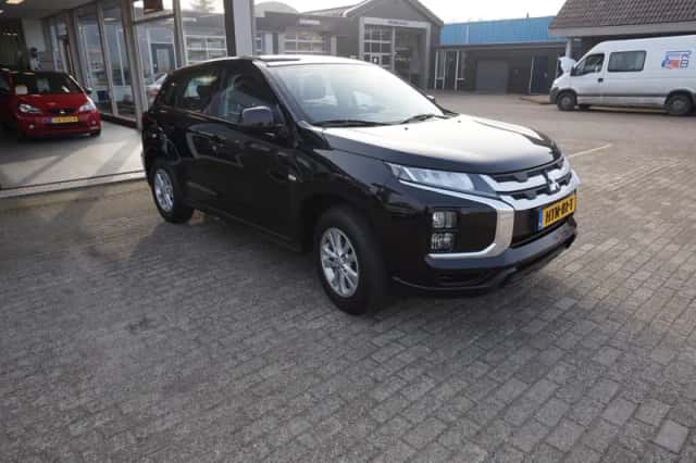 Mitsubishi ASX (2020) thumbnail 3